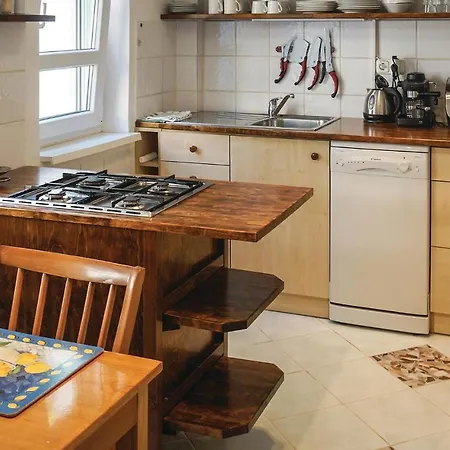 Amazing In W/ 1 Bedrooms Lejlighed *